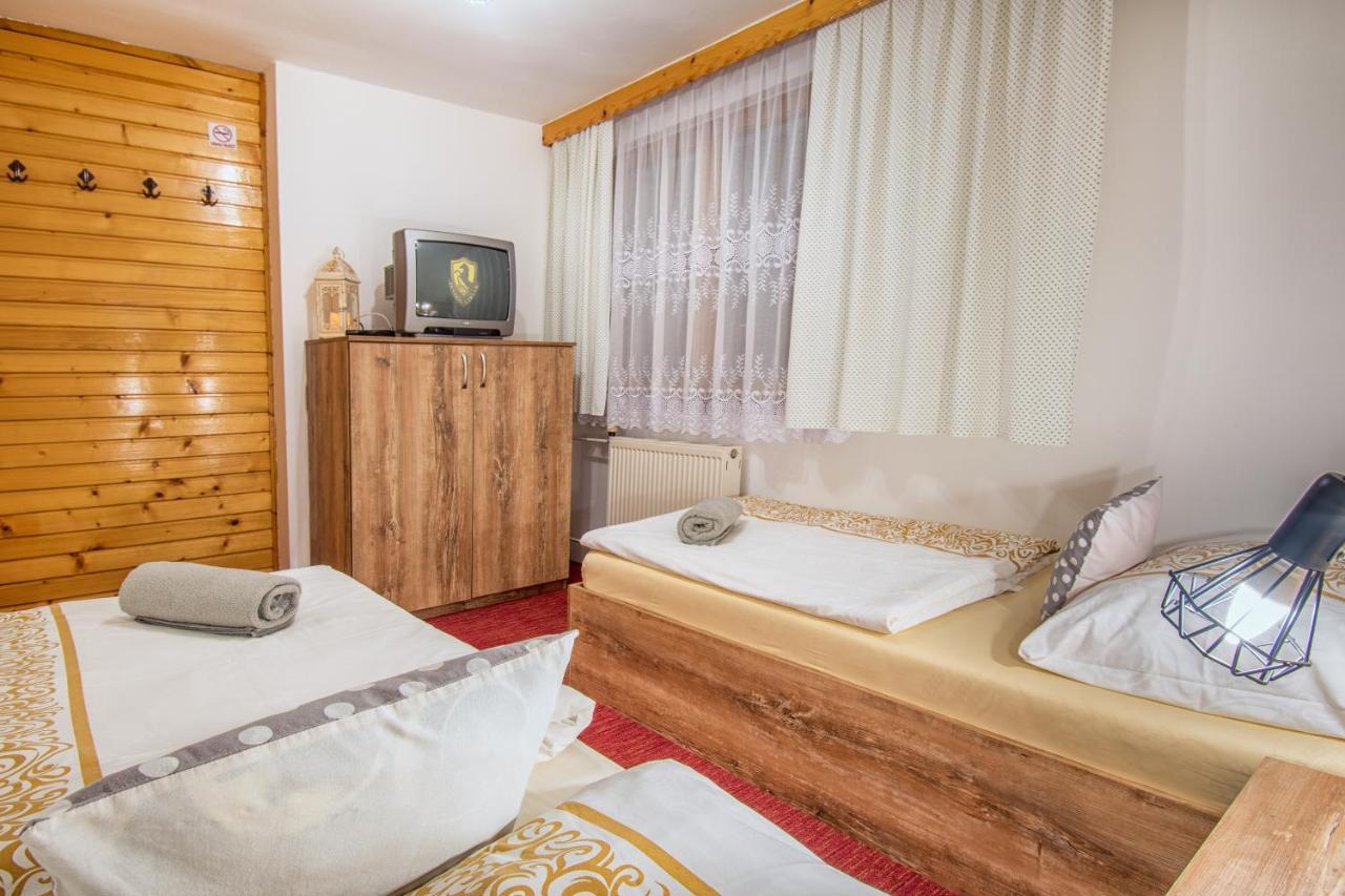 Penzion Ciriak Zdiar Bagian luar foto